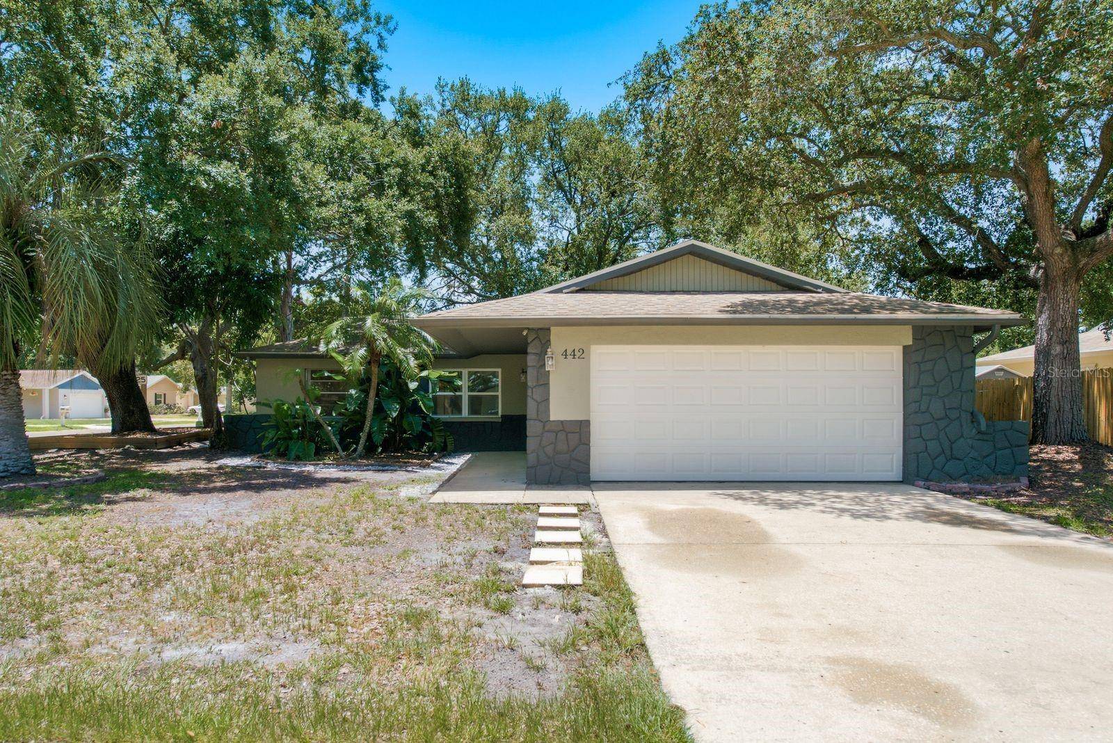 442 EVERGREEN DR, Oldsmar, FL 34677