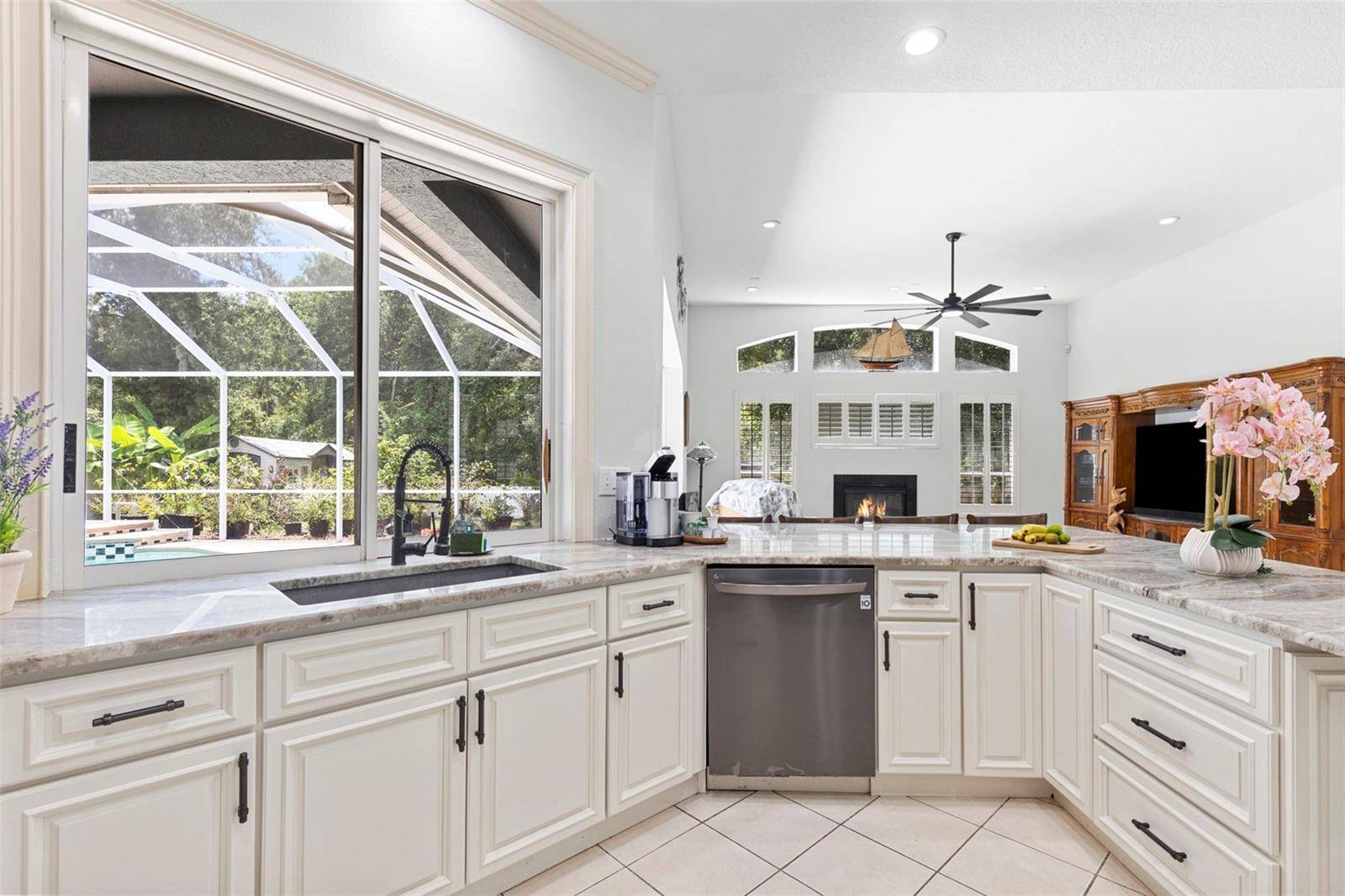 8380 GOLDEN PRAIRIE DR, Tampa, FL 33647