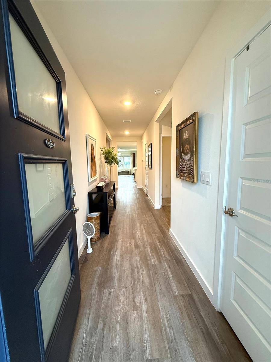 31800 OYSTER TRELLIS LN, Wesley Chapel, FL 33545