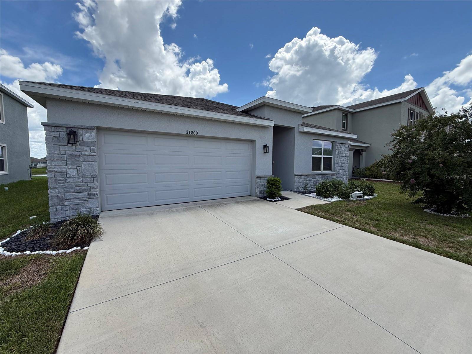 31800 OYSTER TRELLIS LN, Wesley Chapel, FL 33545