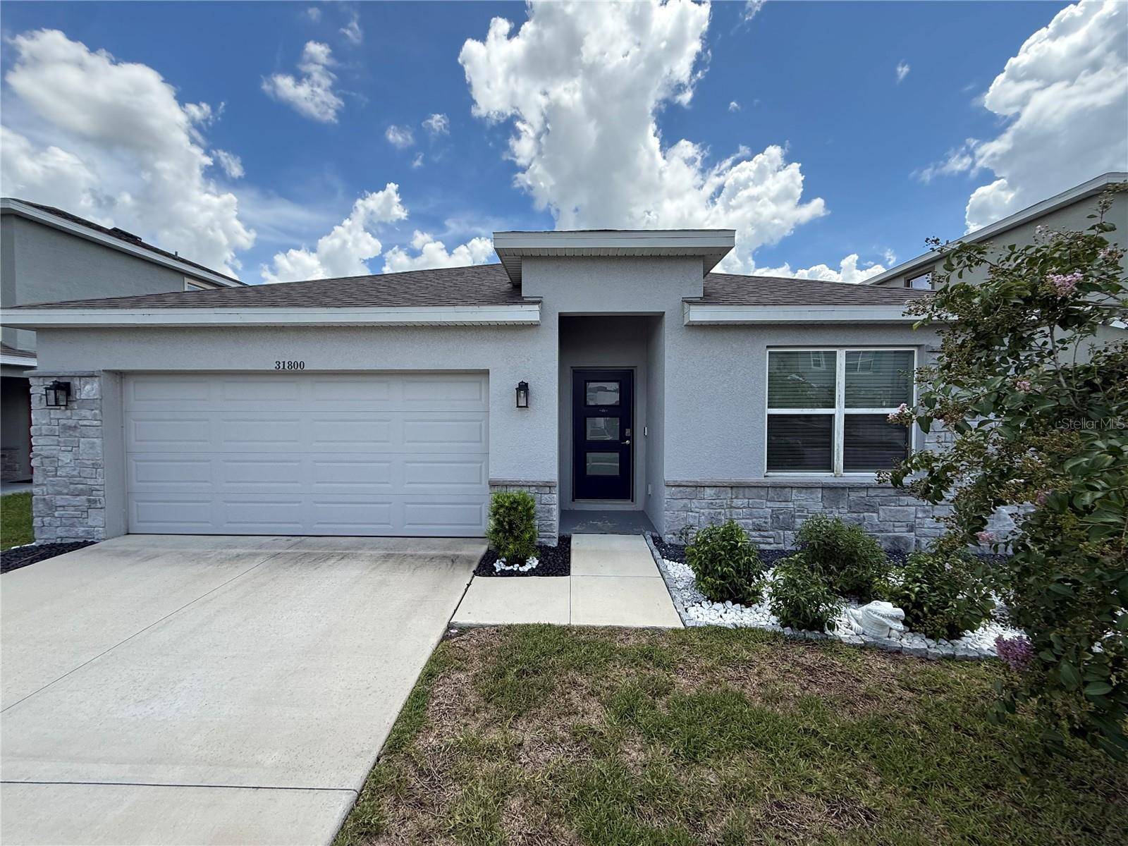 31800 OYSTER TRELLIS LN, Wesley Chapel, FL 33545