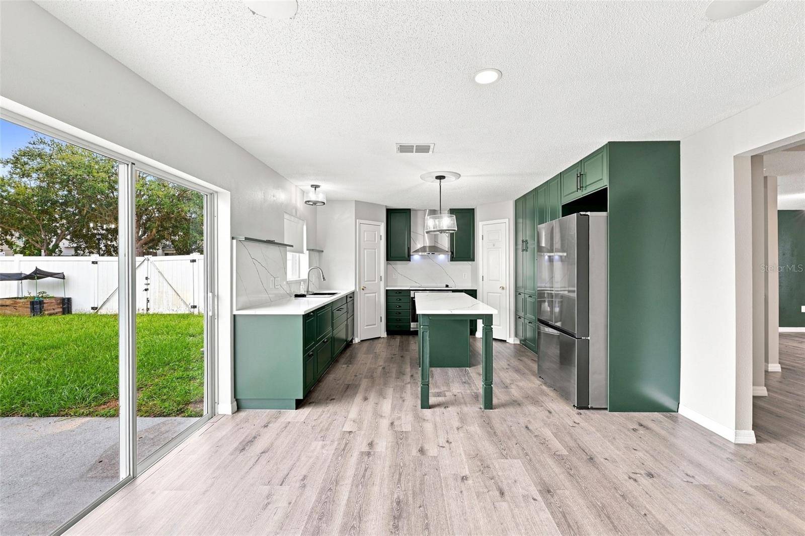 10464 FLY FISHING ST, Riverview, FL 33569