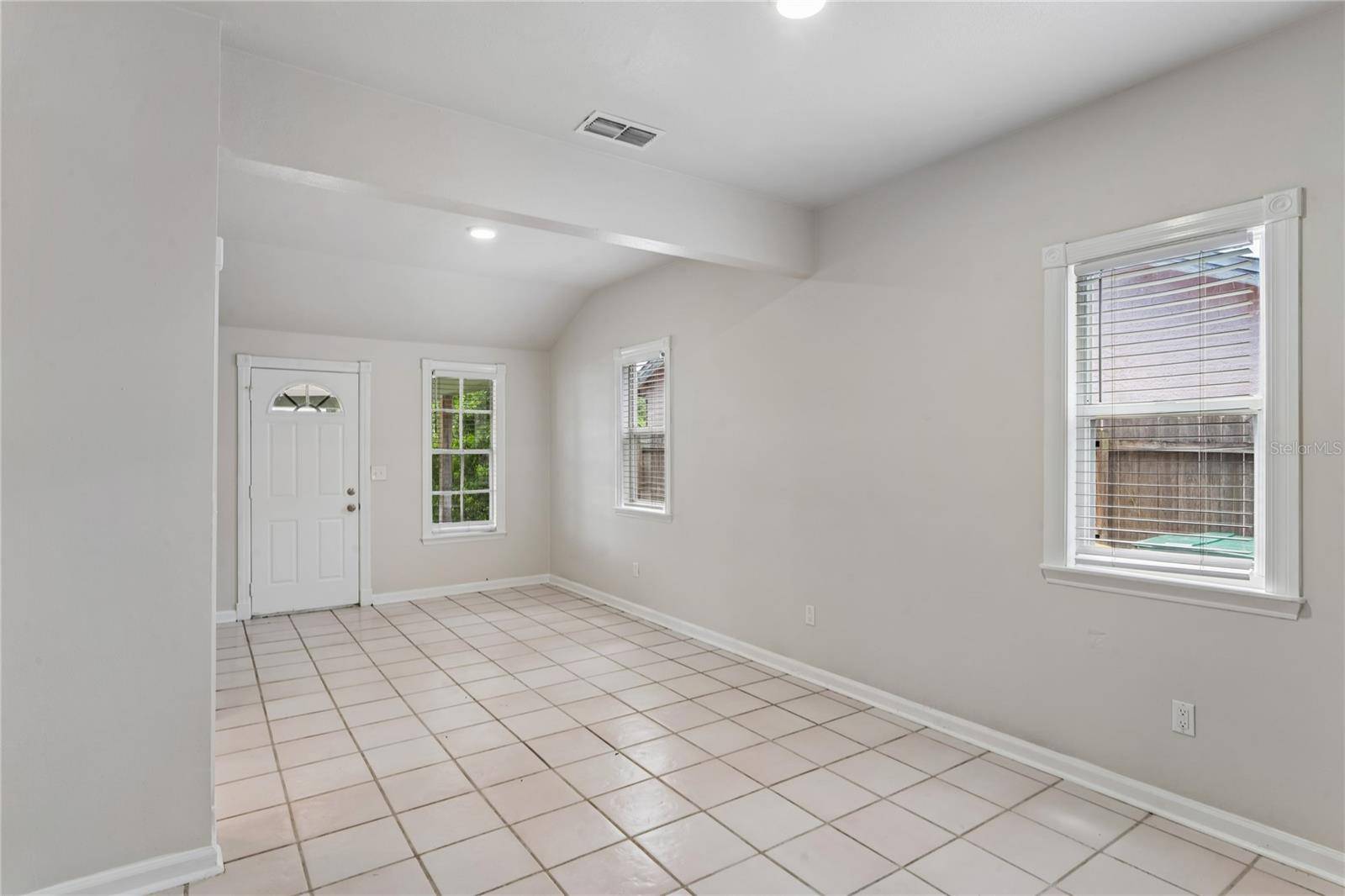 14623 SUNSET DR, Largo, FL 33774