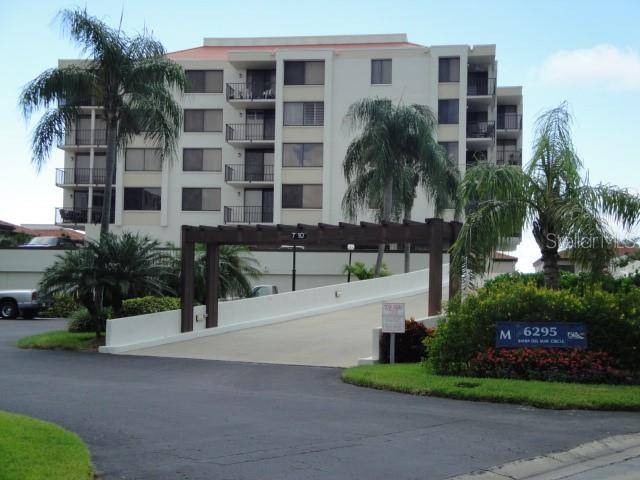 6294 BAHIA DEL MAR CIR #215, St Petersburg, FL 33715