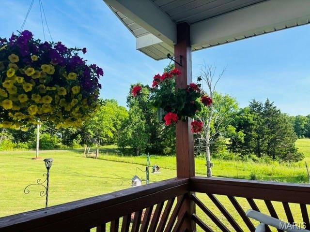 119 Highway U, Steelville, MO 65565