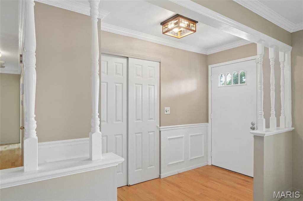 15645 Dresden Lake CT, Chesterfield, MO 63017