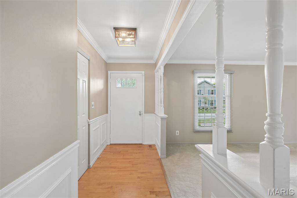 15645 Dresden Lake CT, Chesterfield, MO 63017