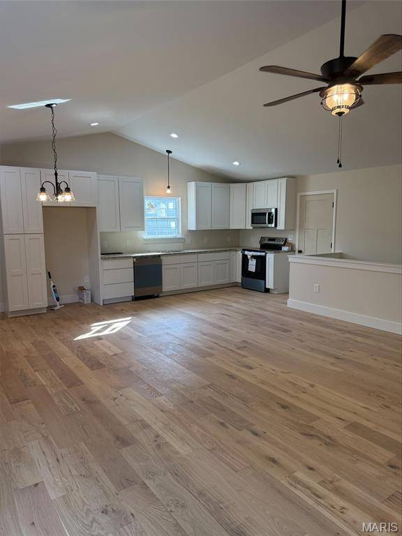 13632 Klondike RD, De Soto, MO 63020