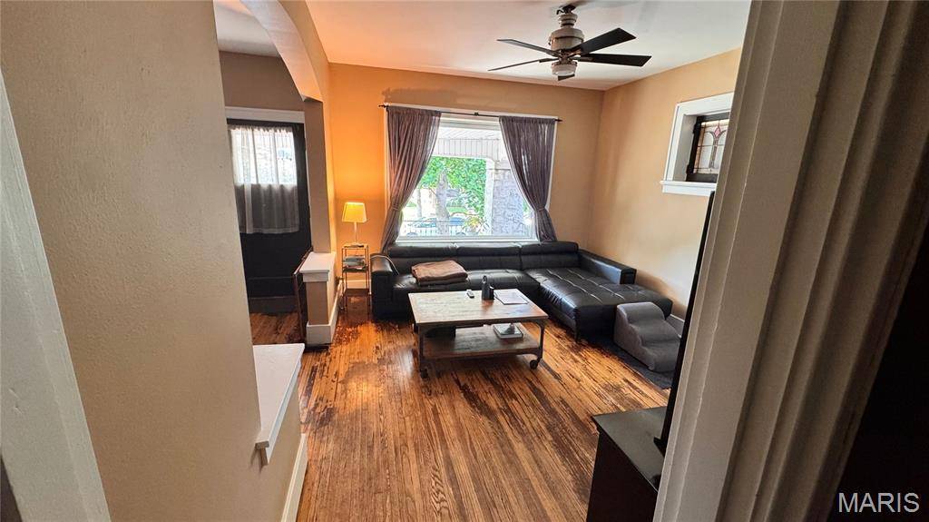 5405 Grace AVE, St Louis, MO 63116