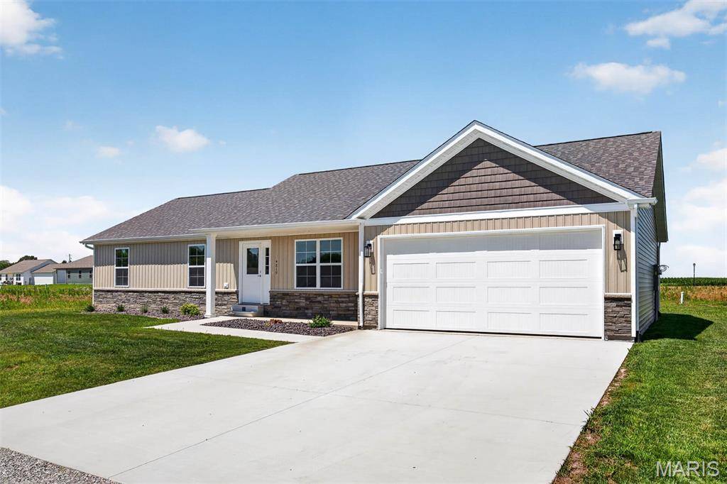 4819 Fitz James, Highland, IL 62249
