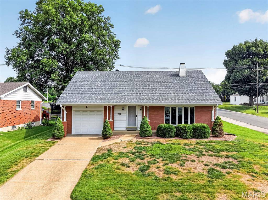 1206 N Rapp AVE, Columbia, IL 62236