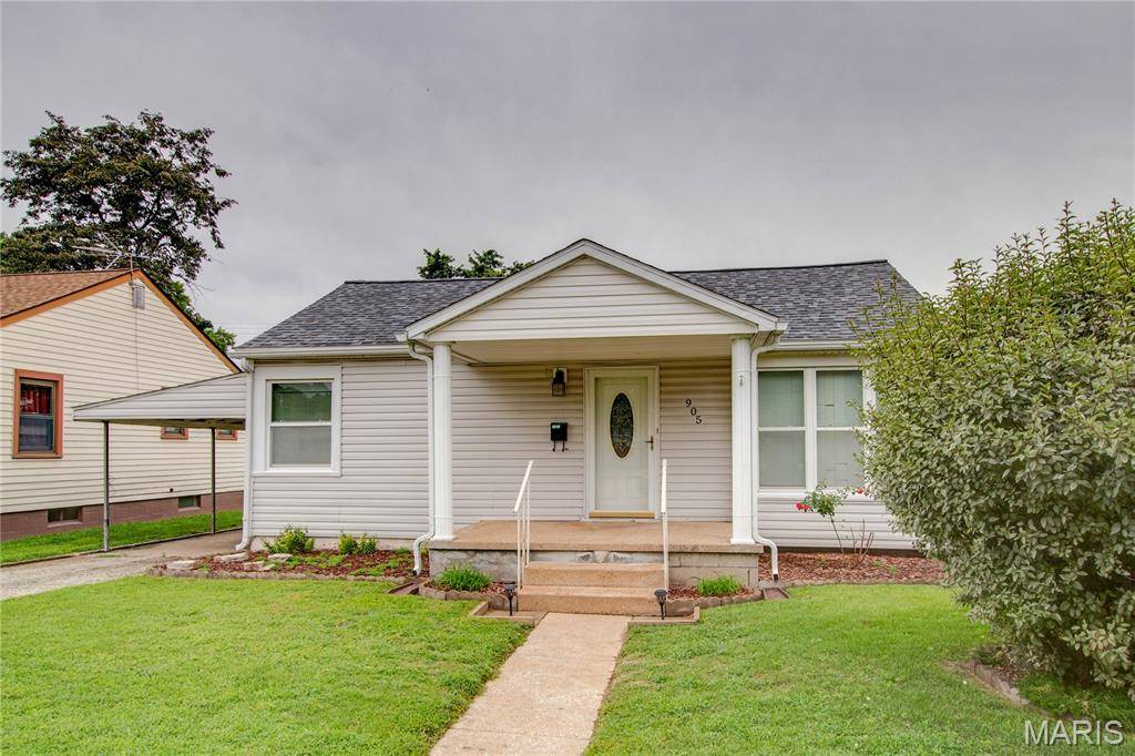 905 Madison AVE, Wood River, IL 62095