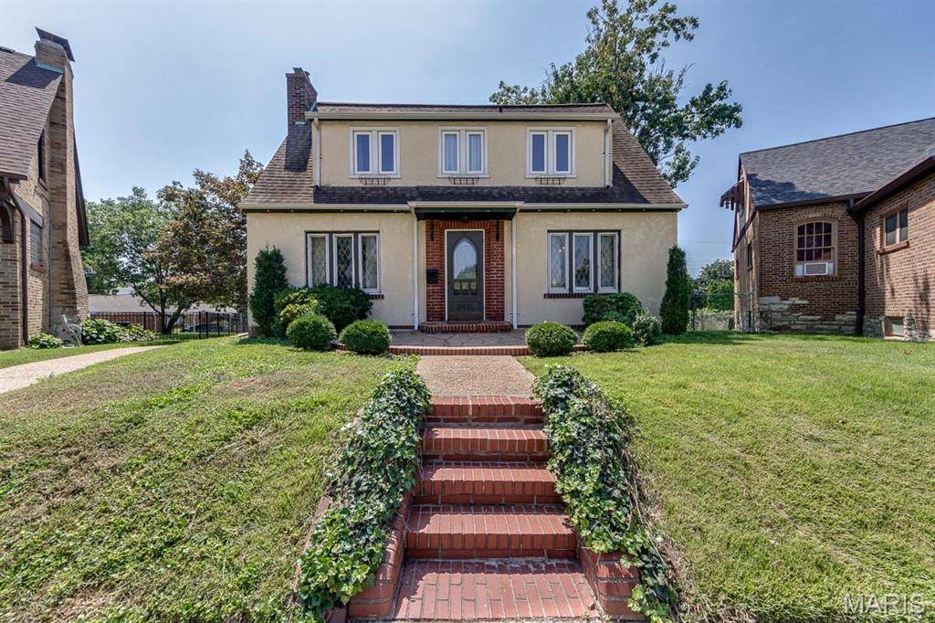 6435 Woodbine CT, St Louis, MO 63109