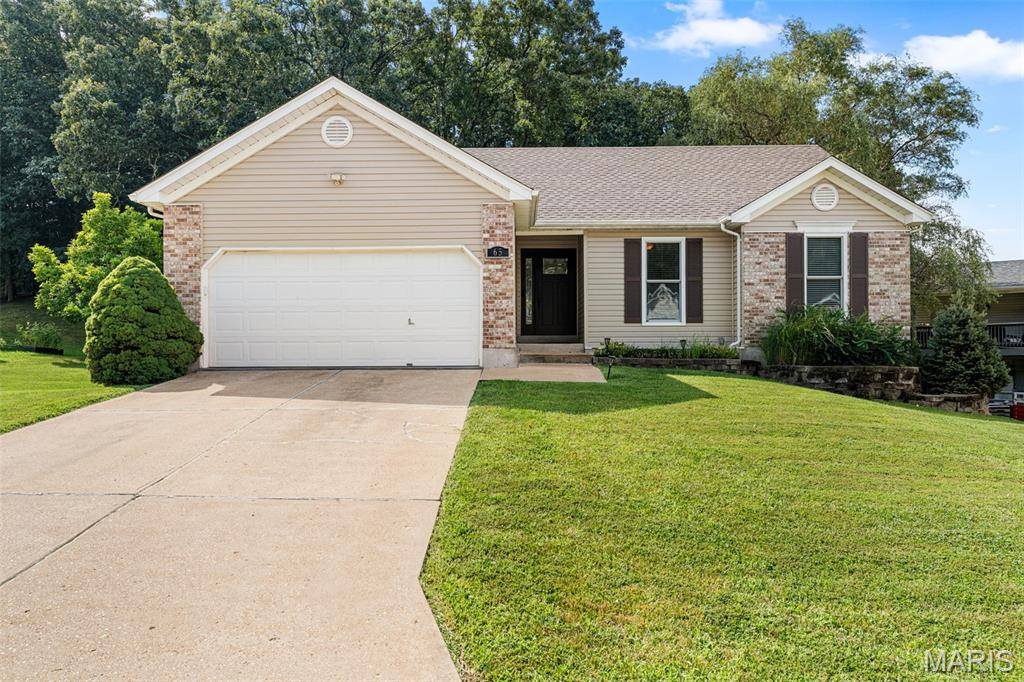 65 Adventura DR, Festus, MO 63028