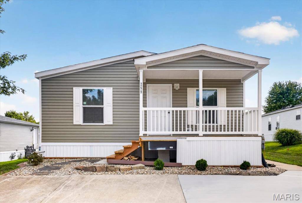259 Silver Fox Crossing, Collinsville, IL 62234