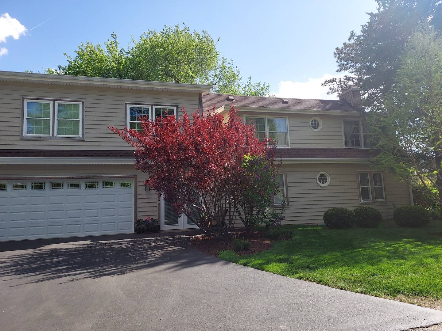 201 Devonshire RD, Tower Lakes, IL 60010