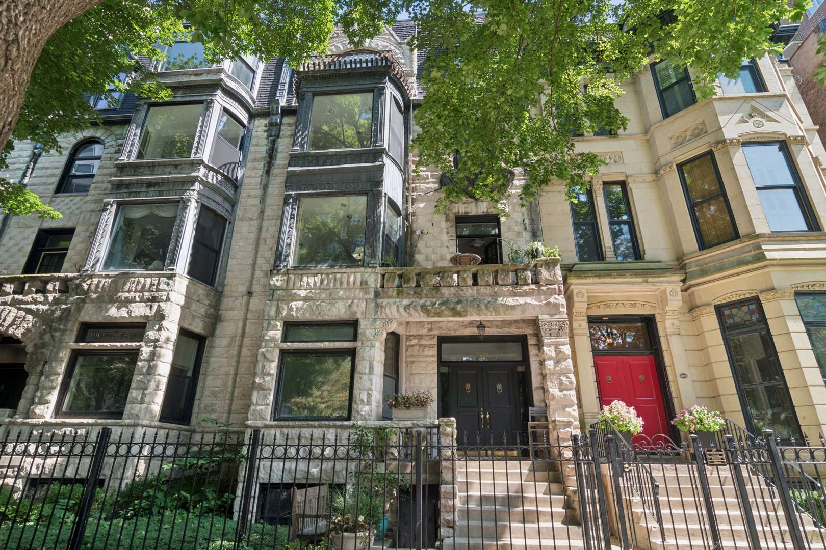 1329 N Dearborn ST #3, Chicago, IL 60610