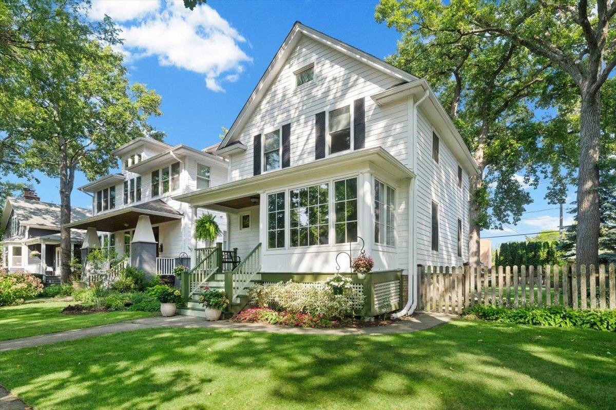 248 Wood CT, Wilmette, IL 60091