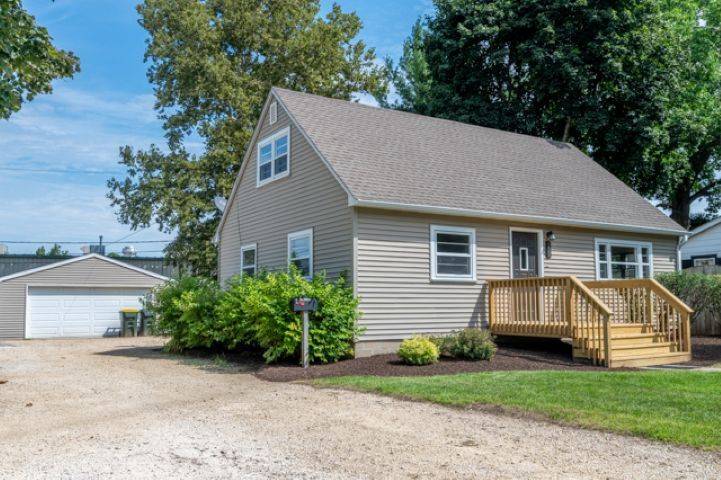 539 Central AVE, Genoa, IL 60135