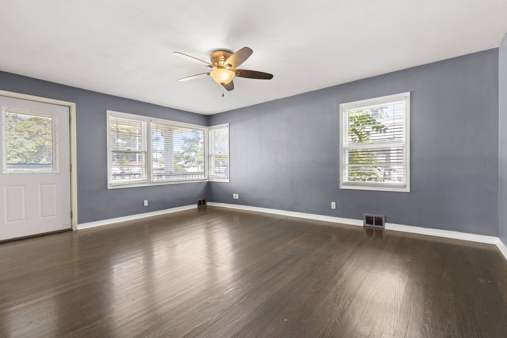 307 SUPERIOR AVE, Machesney Park, IL 61115