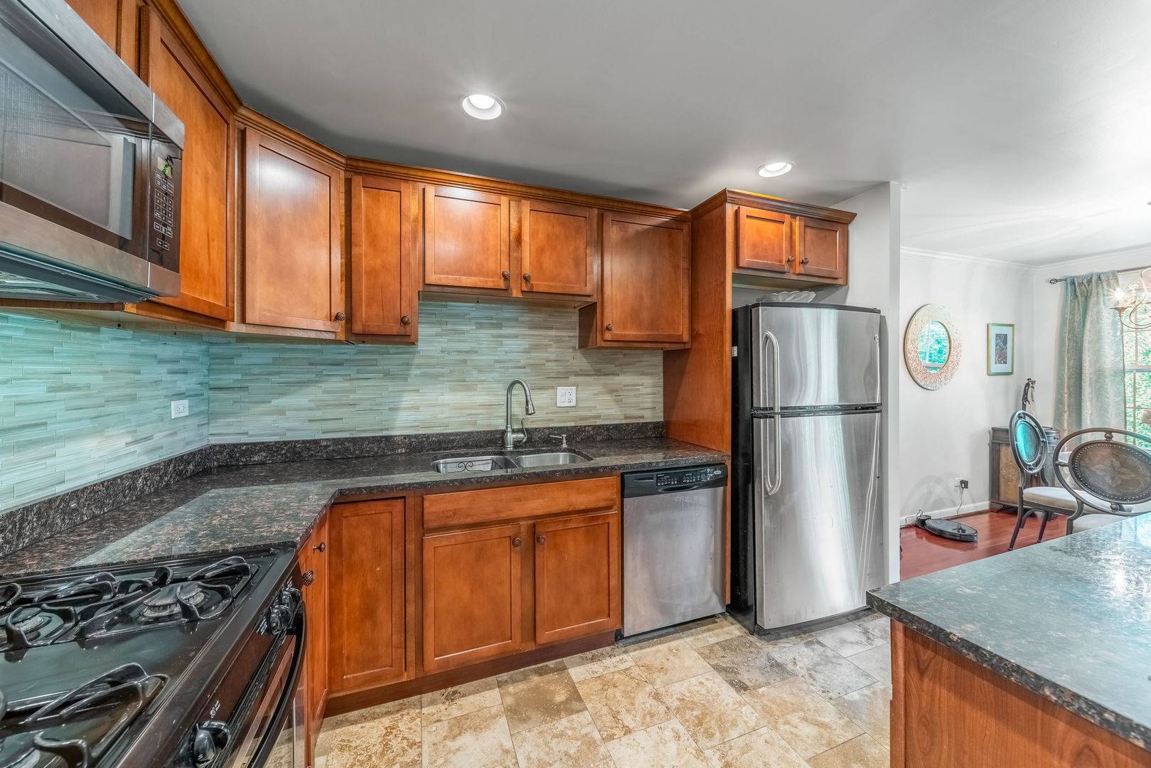 1250 Park AVE #430, Highland Park, IL 60035