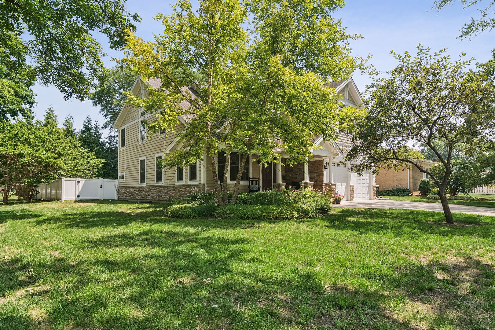103 S Donald AVE, Arlington Heights, IL 60004