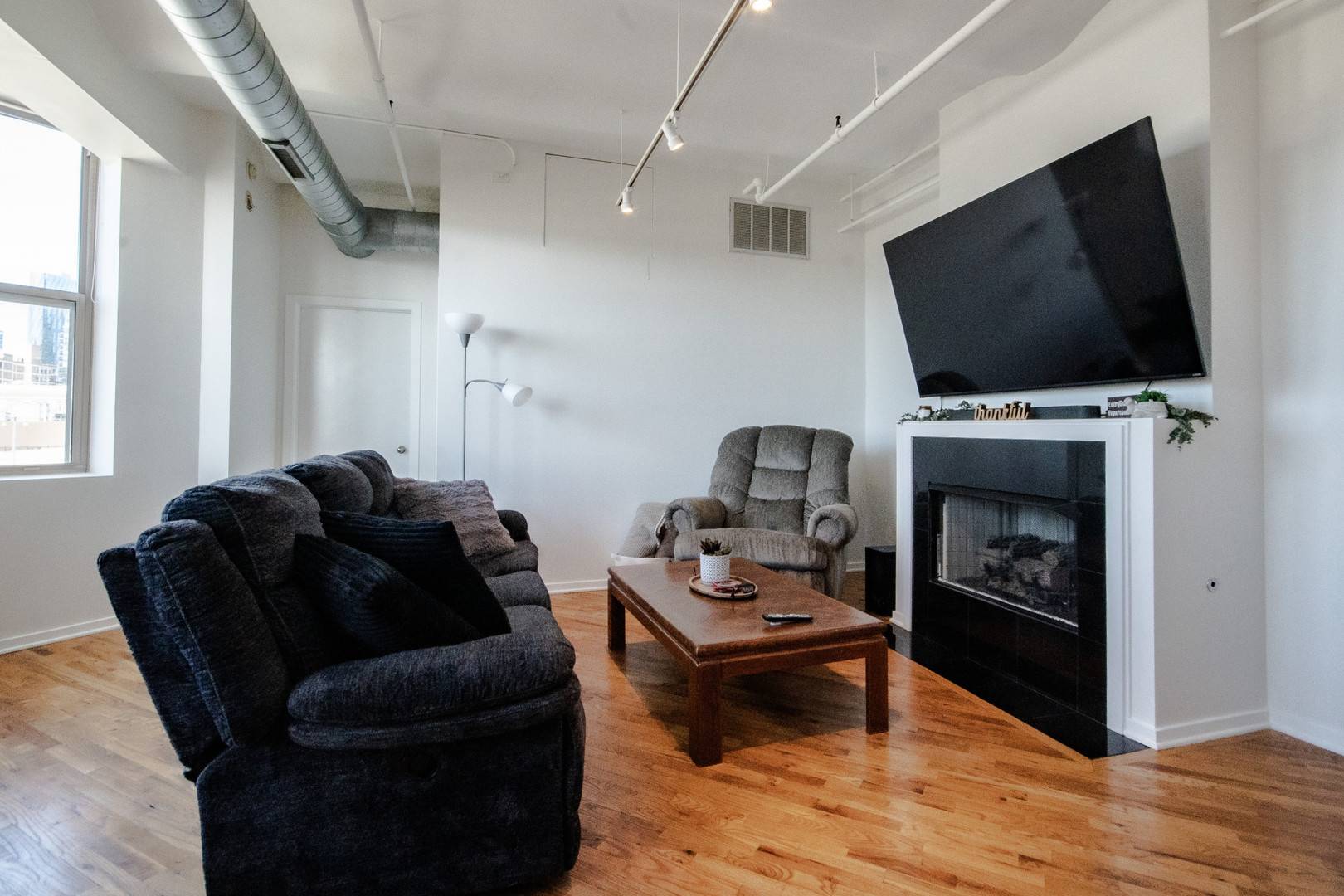 500 S Clinton ST #632, Chicago, IL 60607