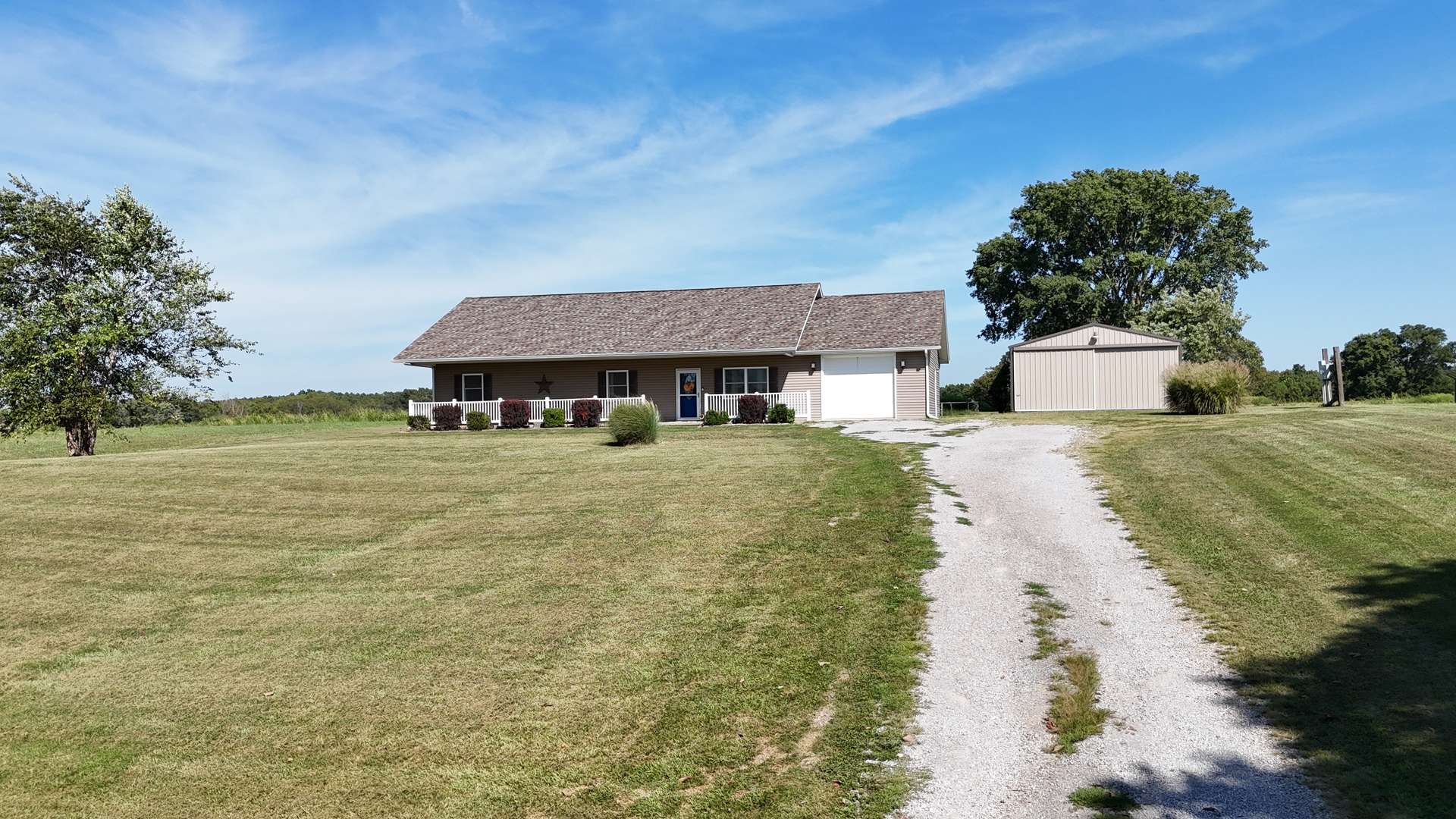 1050 Campground RD, Ava, IL 62907