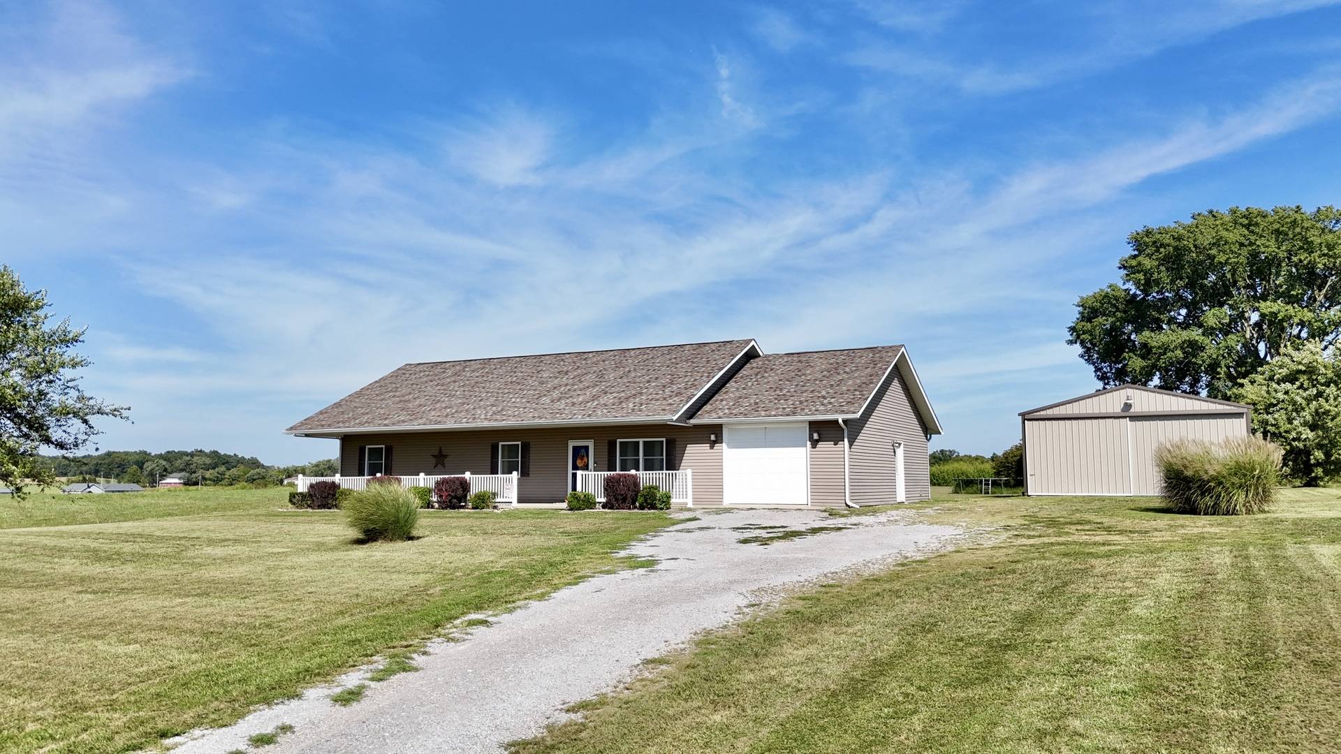 1050 Campground RD, Ava, IL 62907