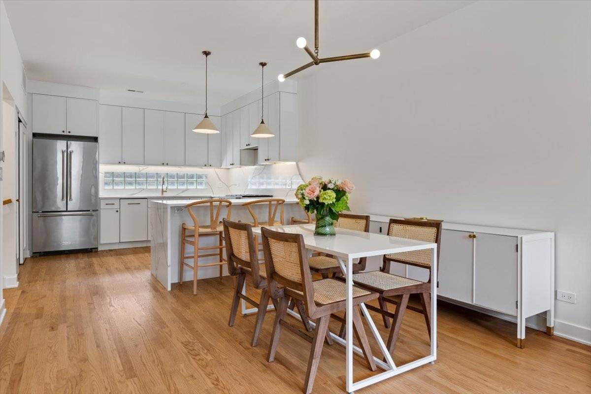 Address not disclosed, Chicago, IL 60614