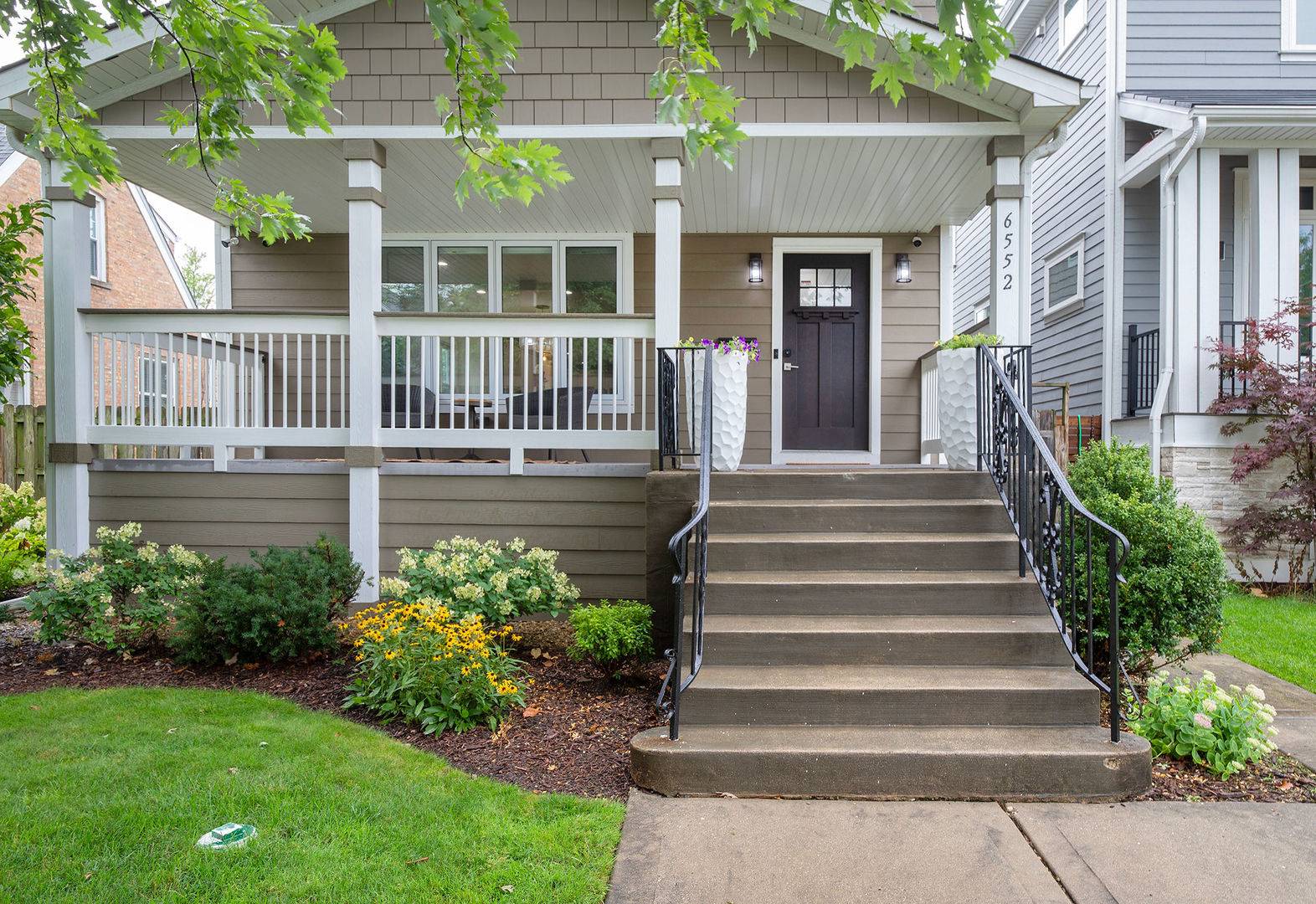 6552 N Oxford AVE, Chicago, IL 60631