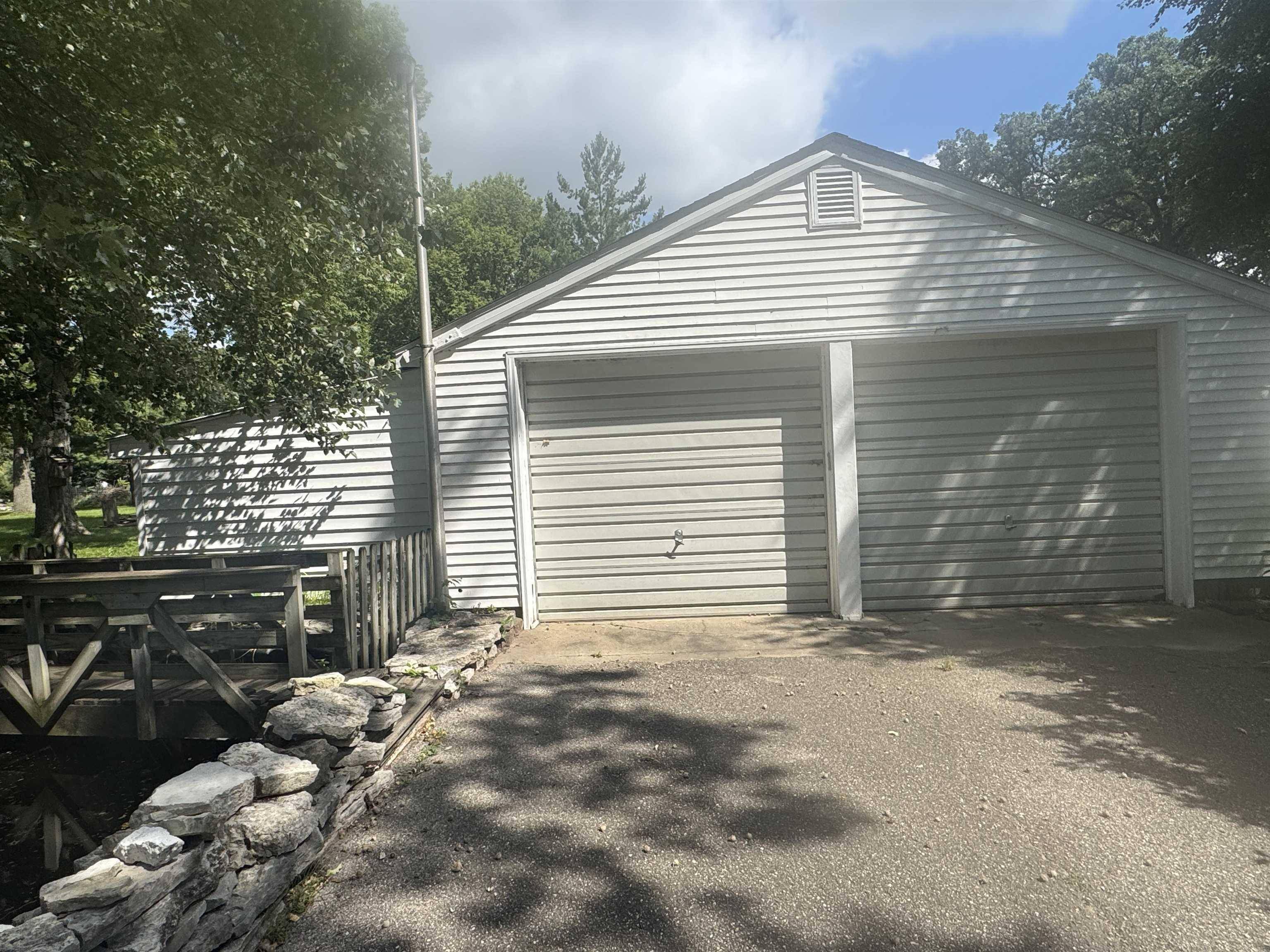 87 Riverside, Charles City, IA 50616