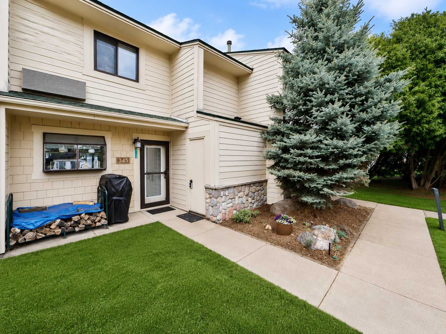 8304 Tuxedo RD ## 345, Onamia, MN 56359