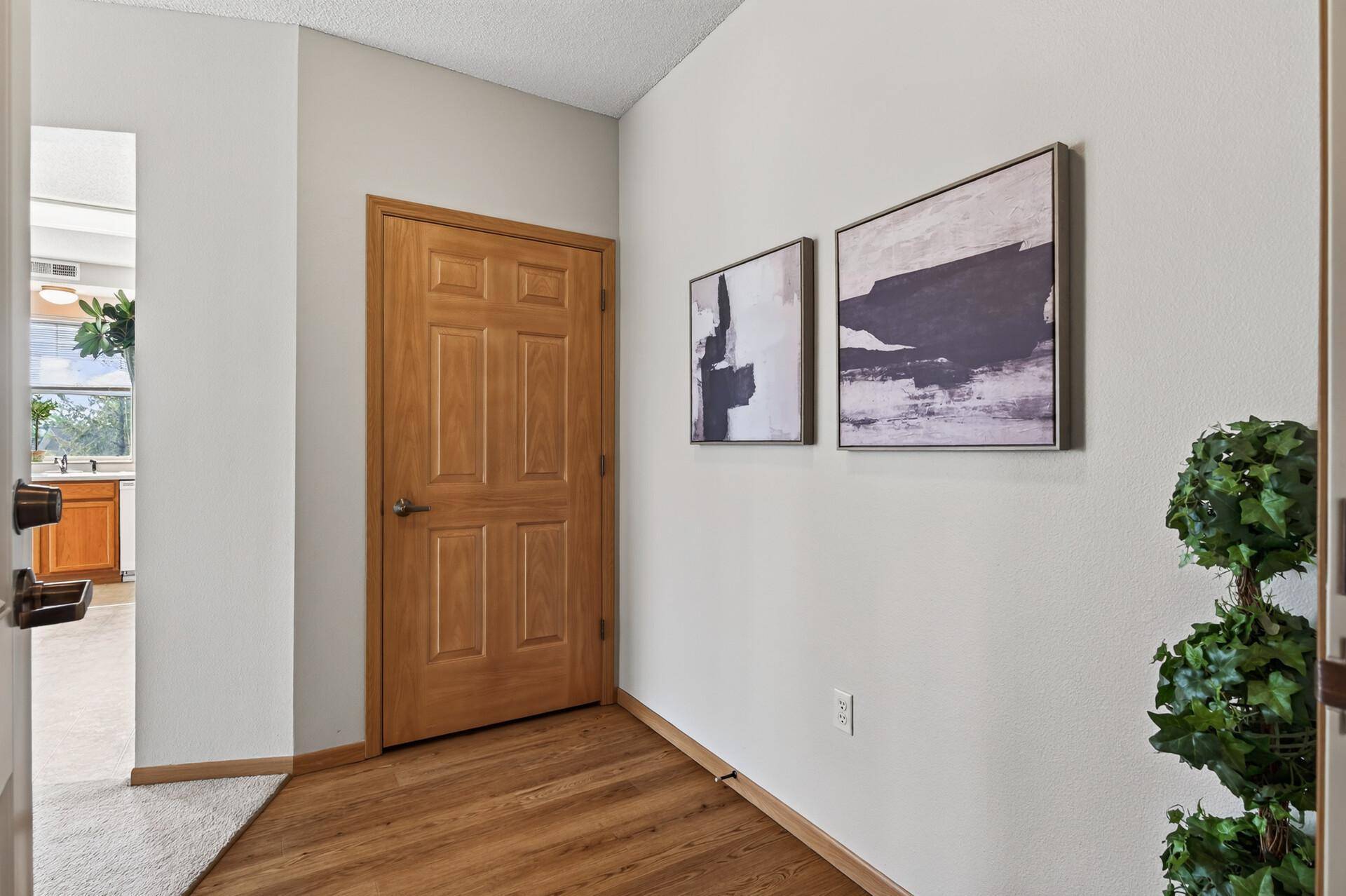 1900 Rush Lake TRL #232, Saint Paul, MN 55112