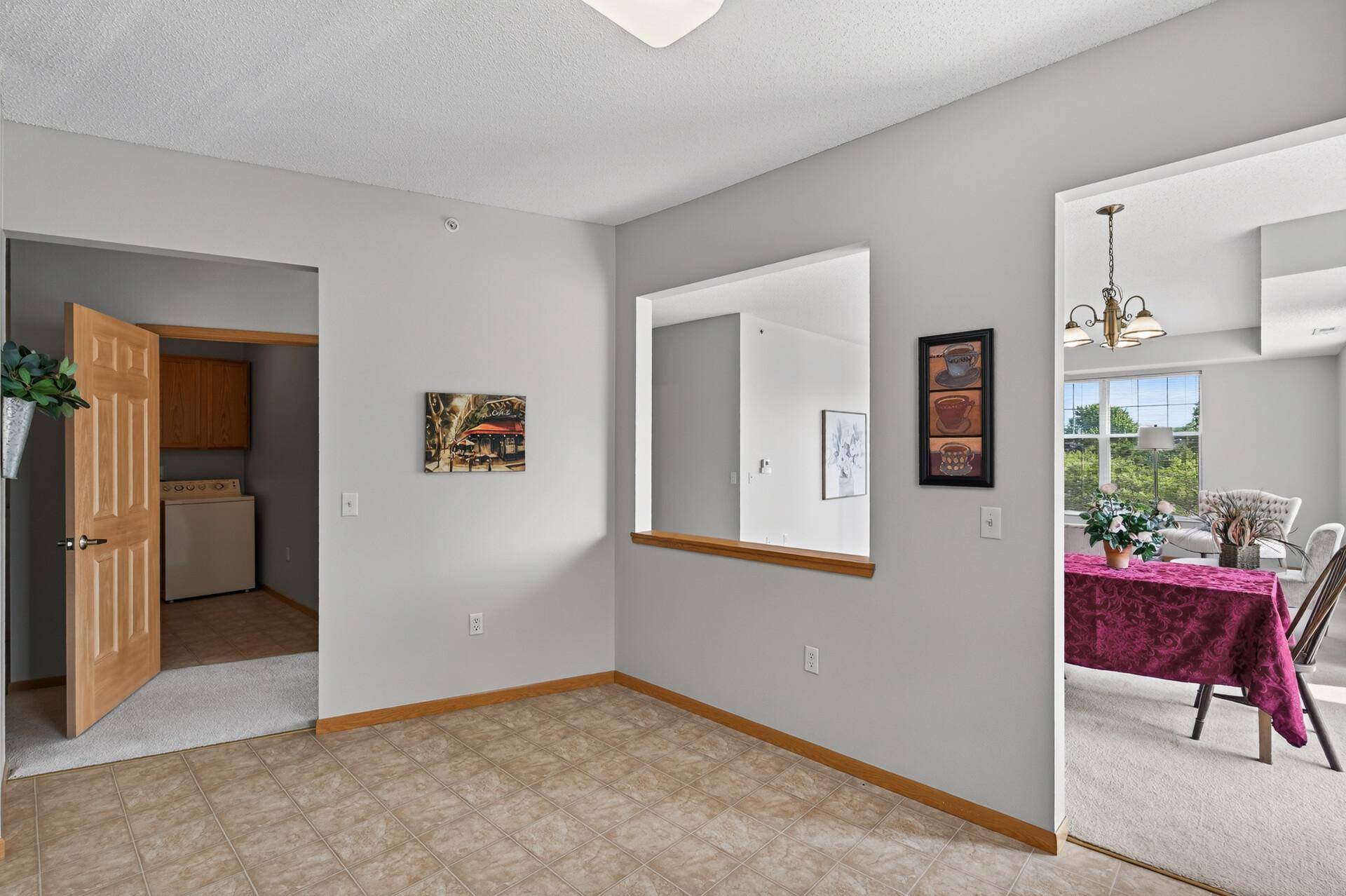 1900 Rush Lake TRL #232, Saint Paul, MN 55112