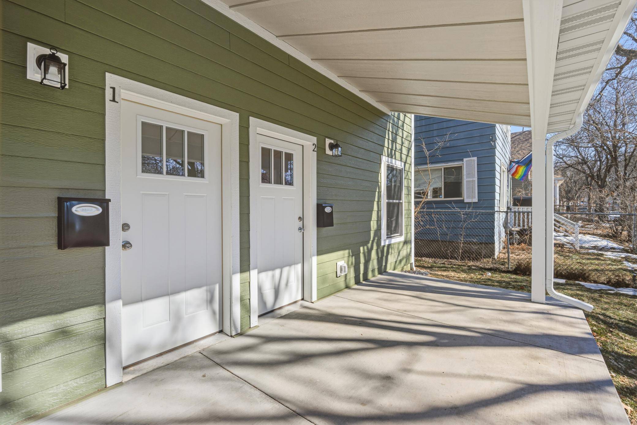 1195 Bush AVE, Saint Paul, MN 55106