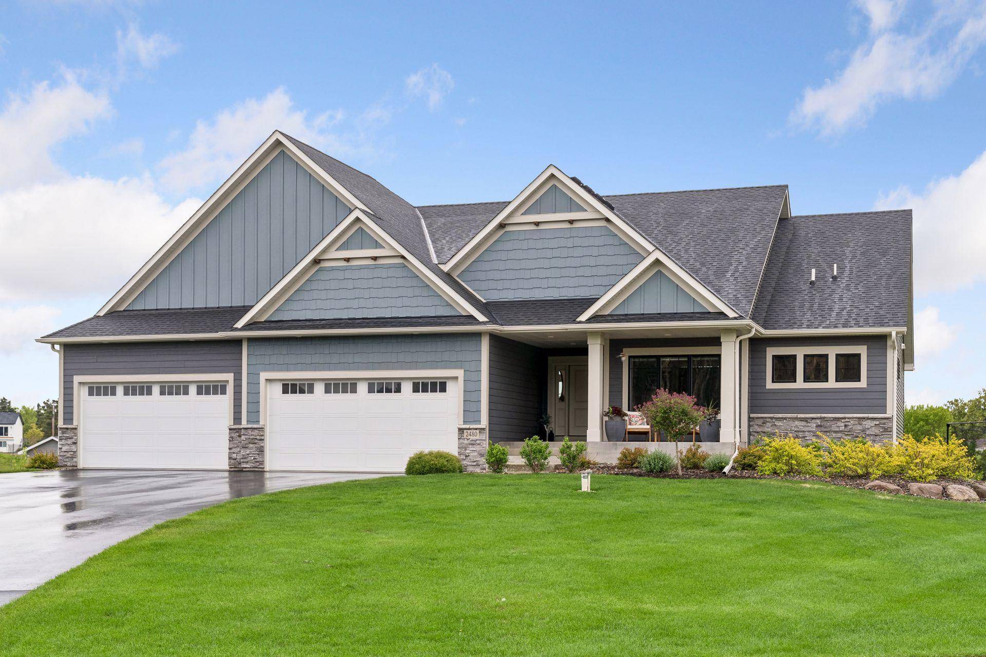 2480 154th LN NE, Ham Lake, MN 55304