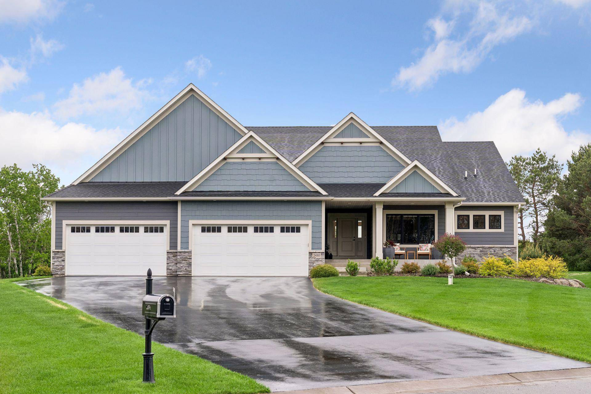 2480 154th LN NE, Ham Lake, MN 55304