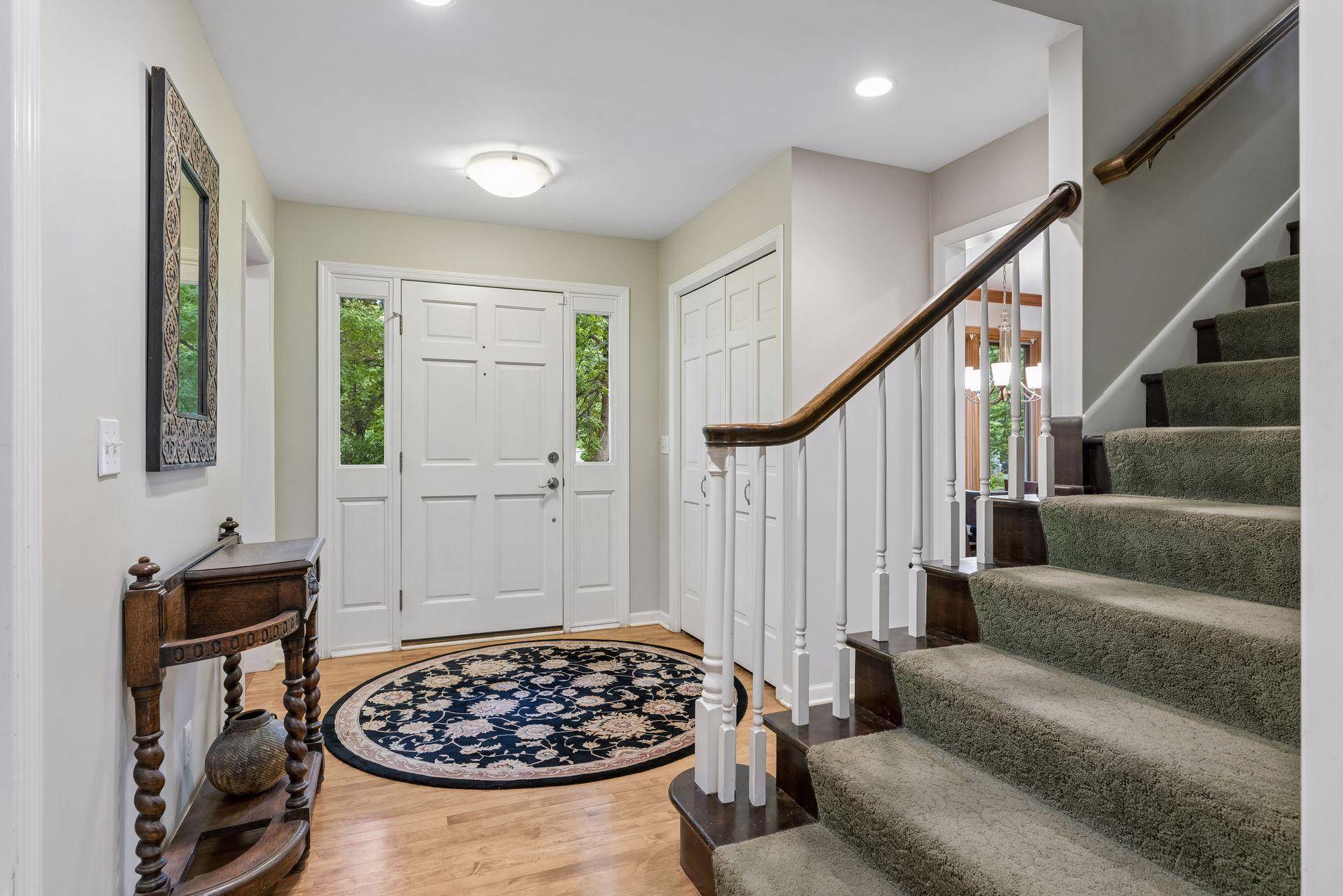 265 Oakwood RD, Hopkins, MN 55343