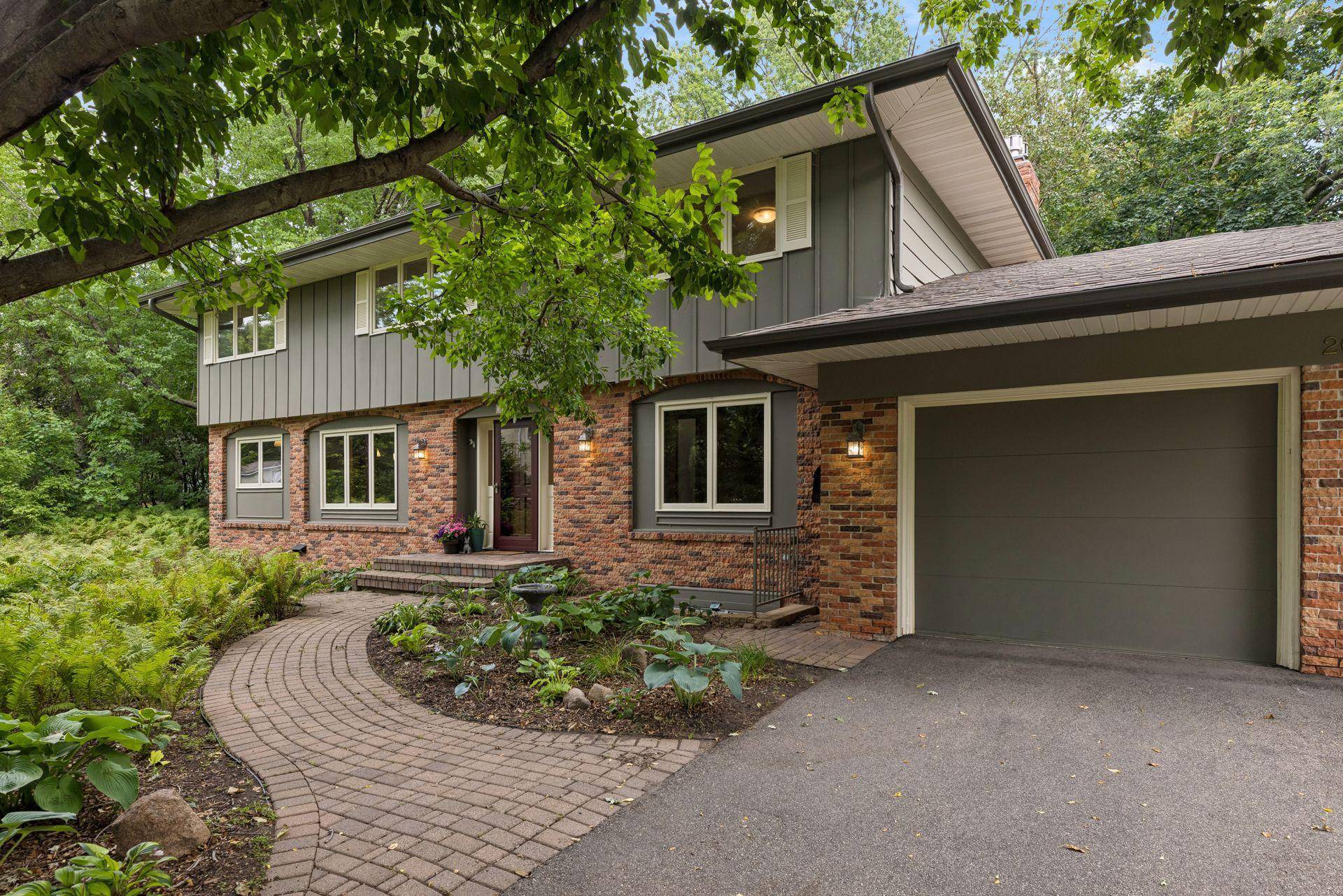265 Oakwood RD, Hopkins, MN 55343
