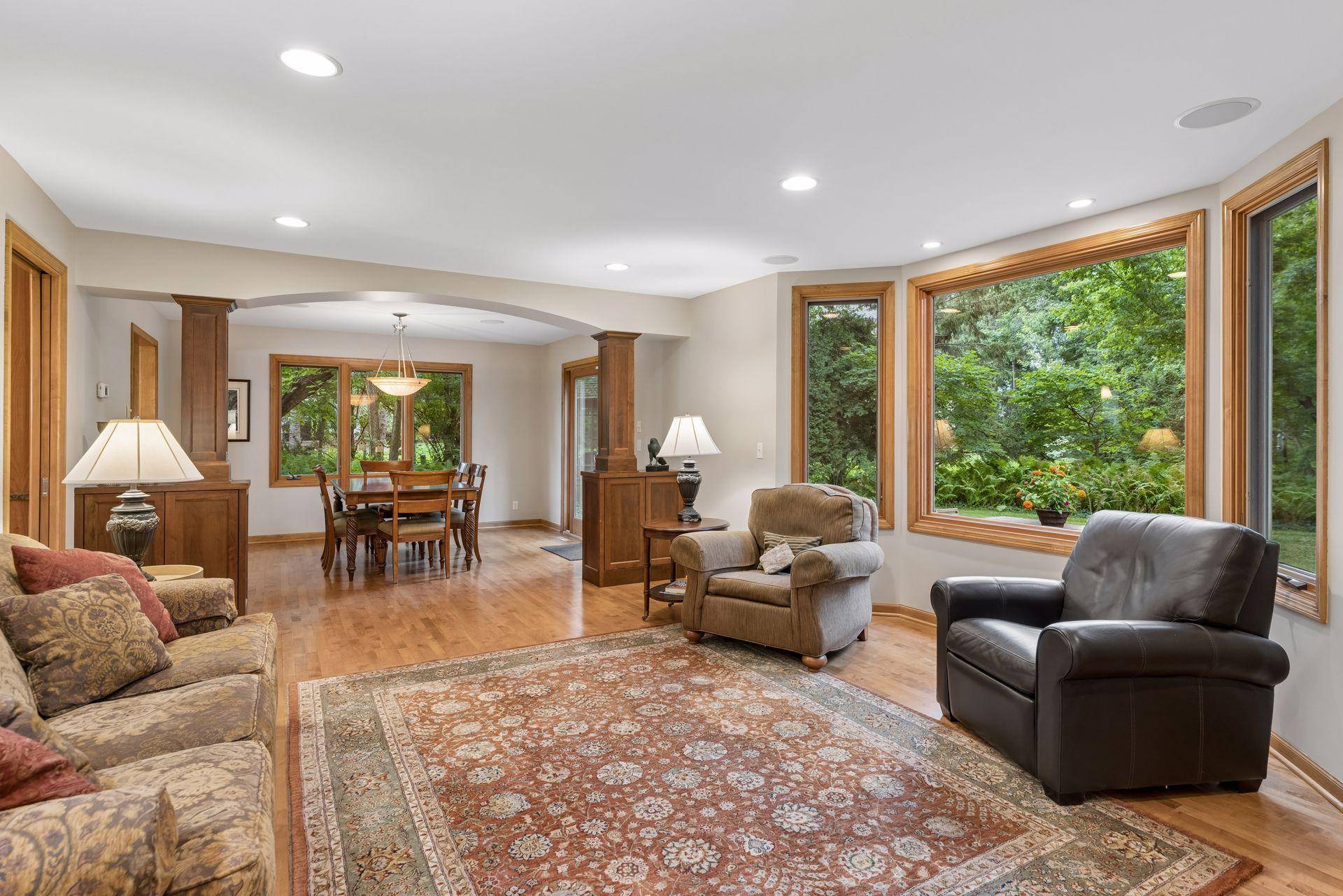 265 Oakwood RD, Hopkins, MN 55343