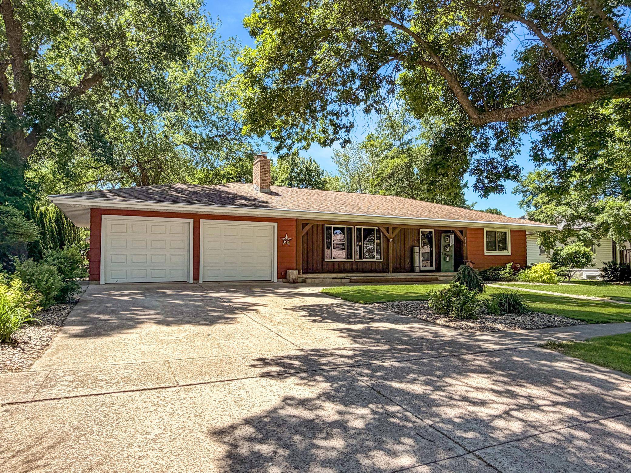431 Central AVE S, Balaton, MN 56115