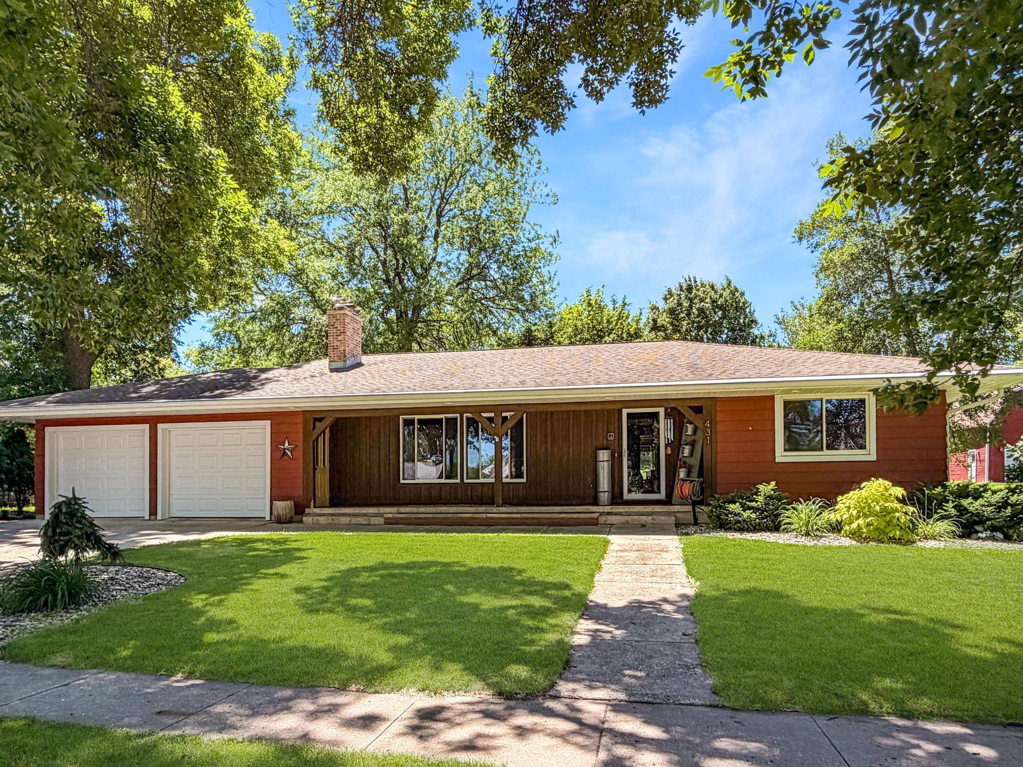 431 Central AVE S, Balaton, MN 56115