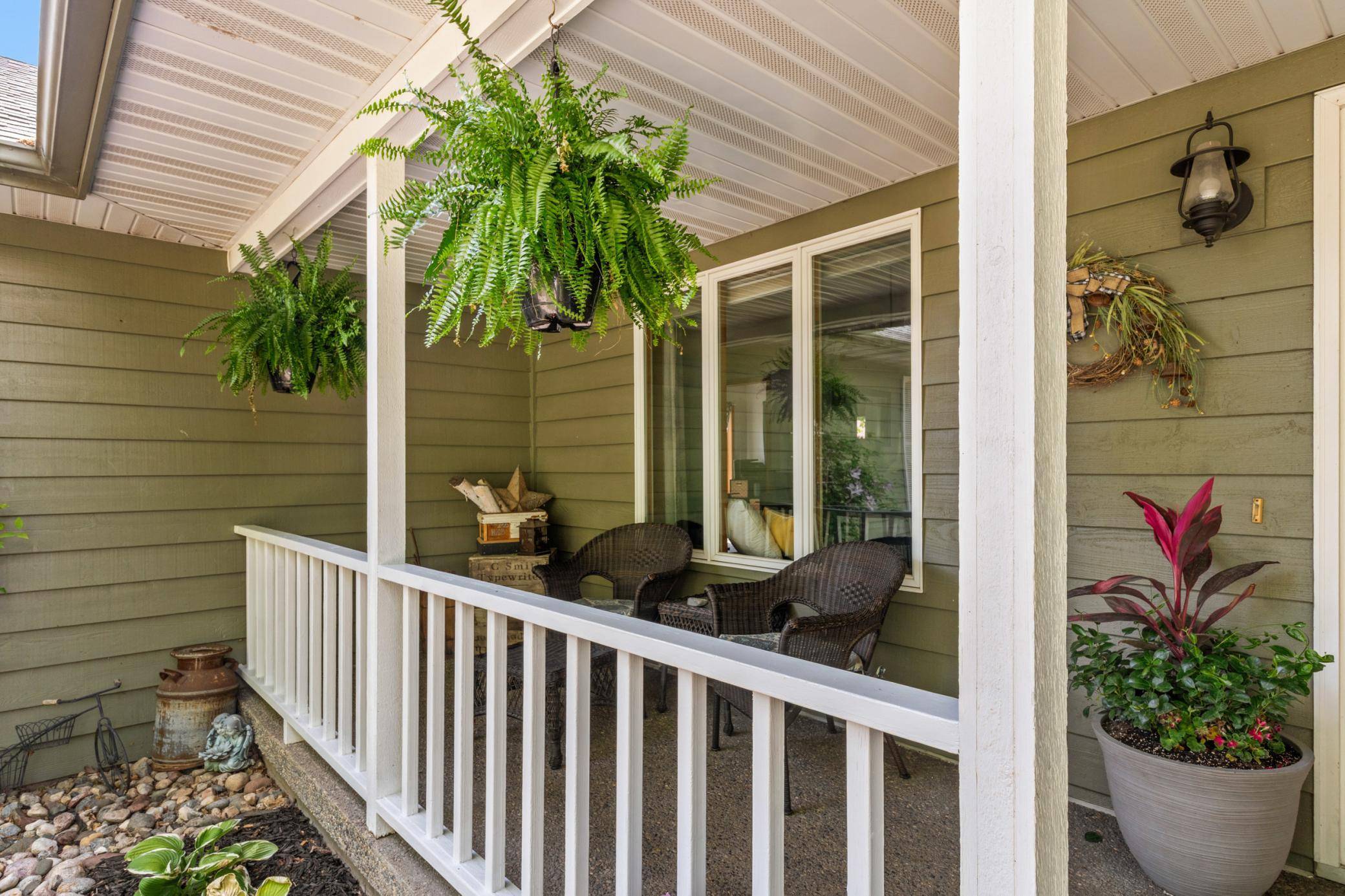1417 Fairway DR, Faribault, MN 55021