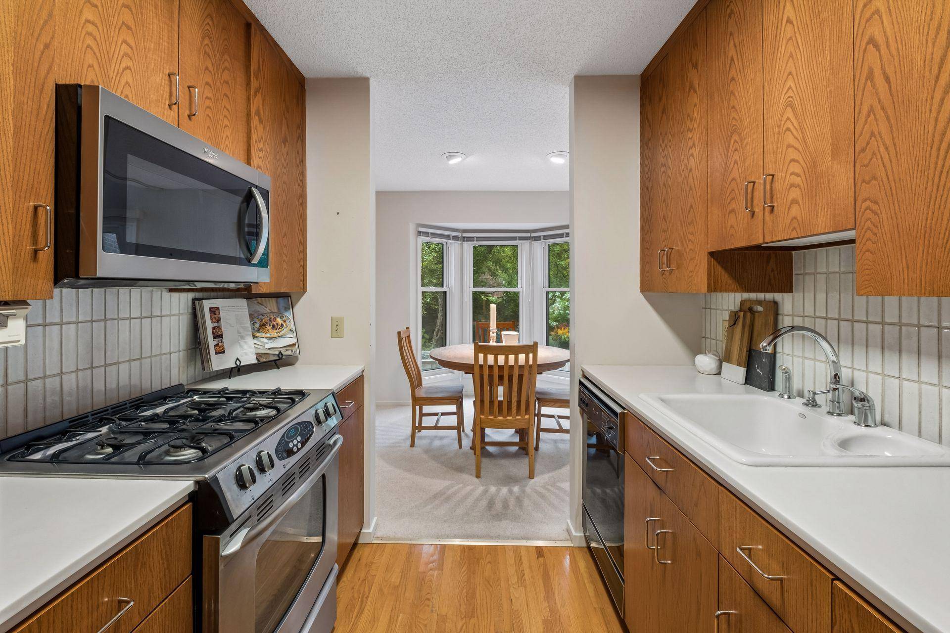 1926 Dupont AVE S, Minneapolis, MN 55403