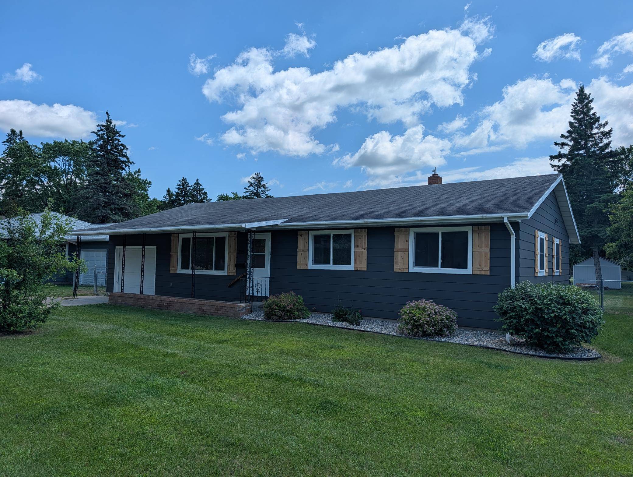 215 Madison AVE SW, Wadena, MN 56482
