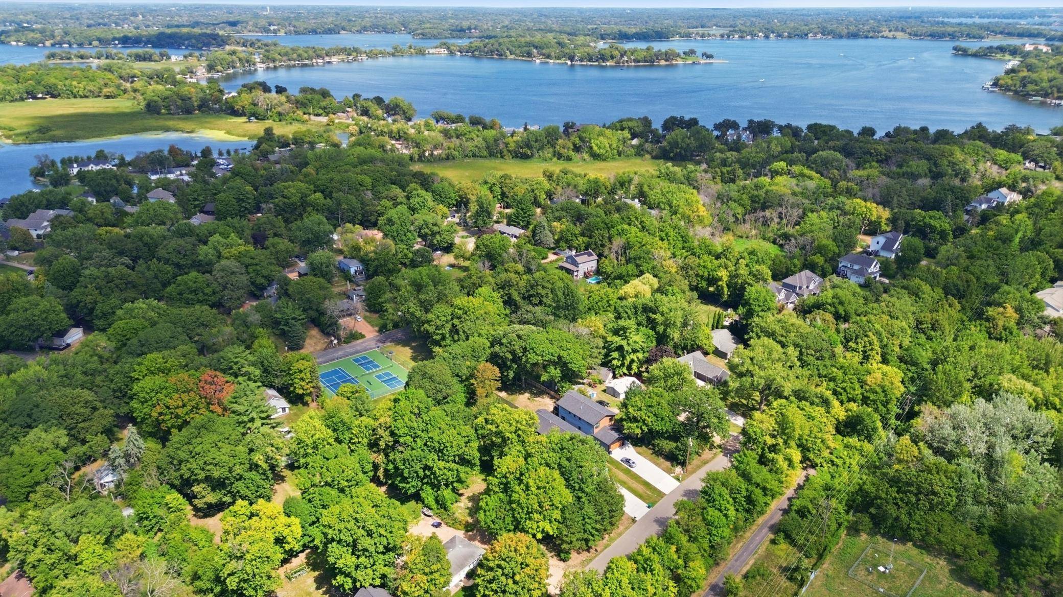 3832 Northern Ave, Spring Park, MN 55384