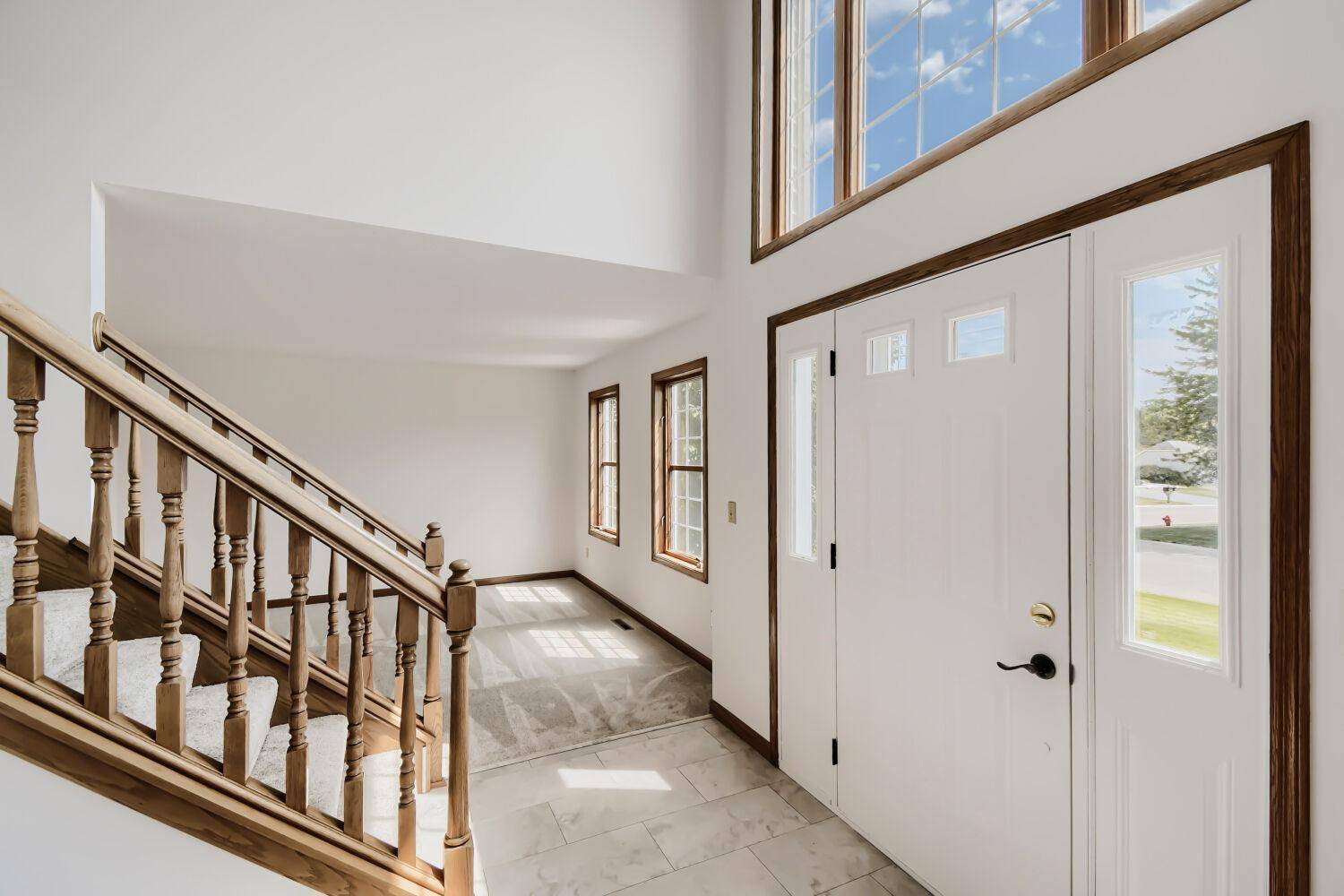9270 Cornell RD, Saint Paul, MN 55125
