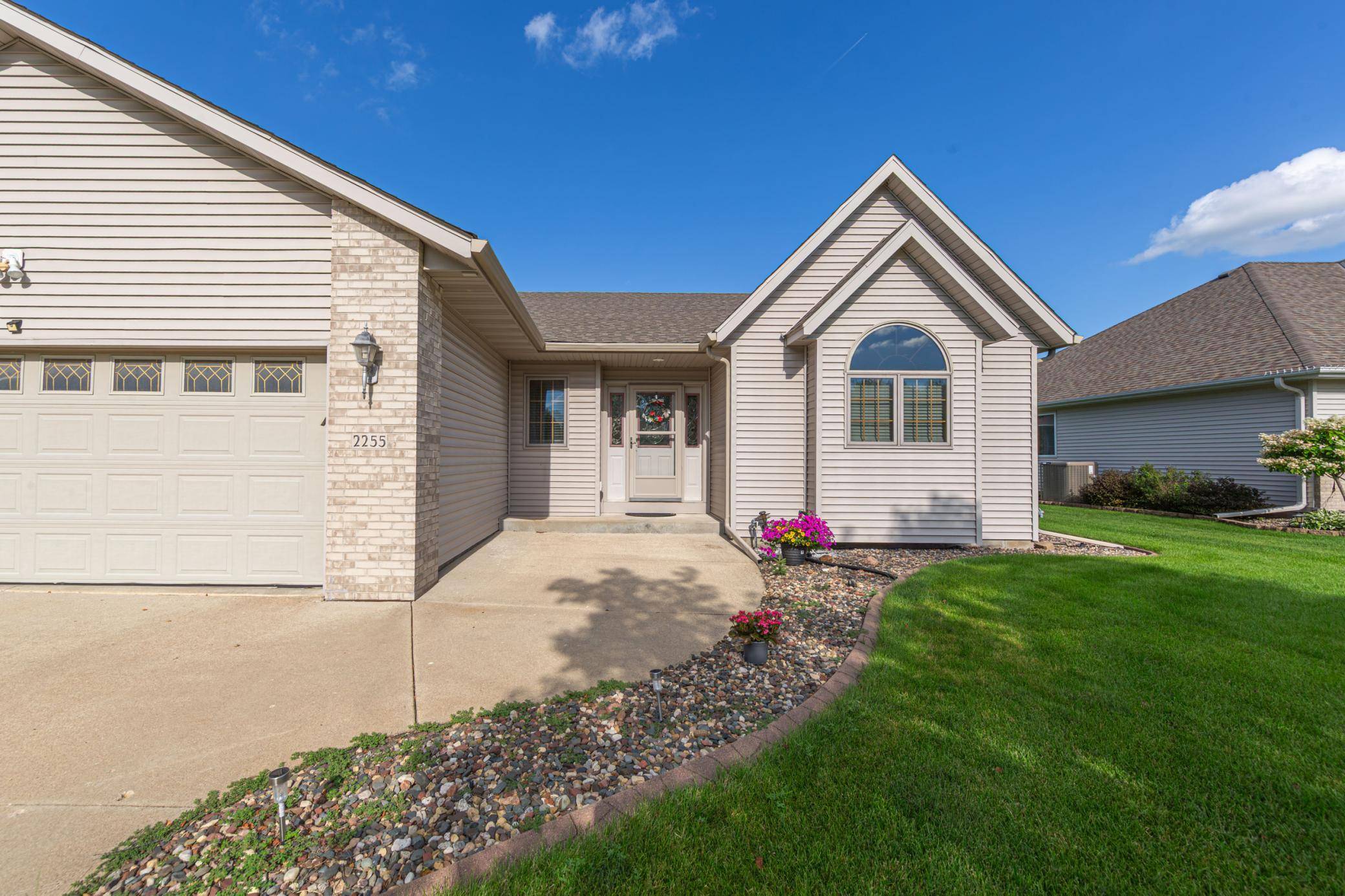 2255 Mineral Springs Pkwy, Owatonna, MN 55060