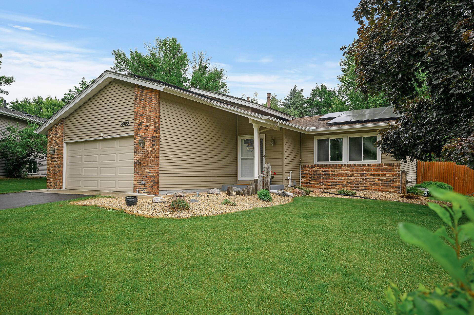 8522 Darnel RD, Eden Prairie, MN 55347